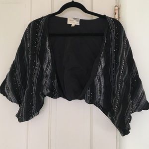 Elizabeth & James shrug - small